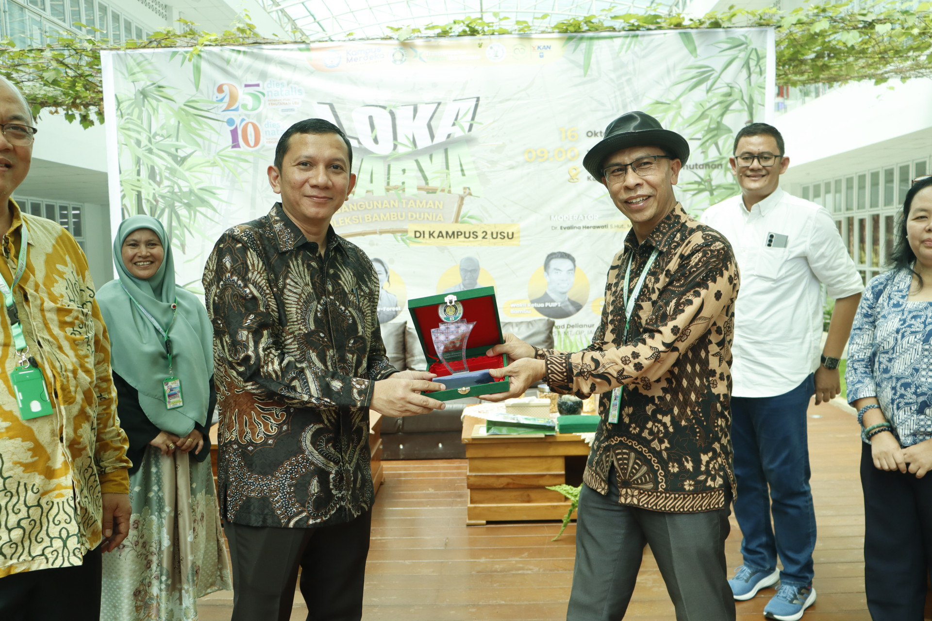 Workshop on the Construction of the World Bamboo Collection Park at USU Campus 2